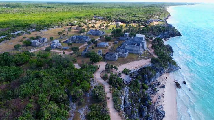 Zonas Arqueológicas de Quintana Roo