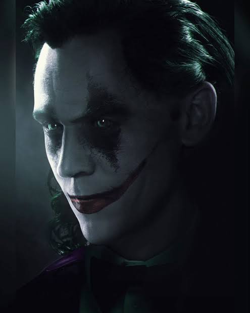 Tom Hiddleston como el Joker