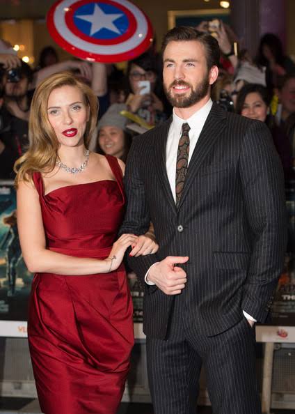 Chris Evans y Scarlett Johansson