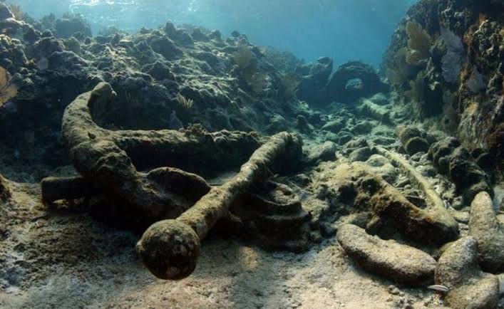 Arqueólogos subacuáticos