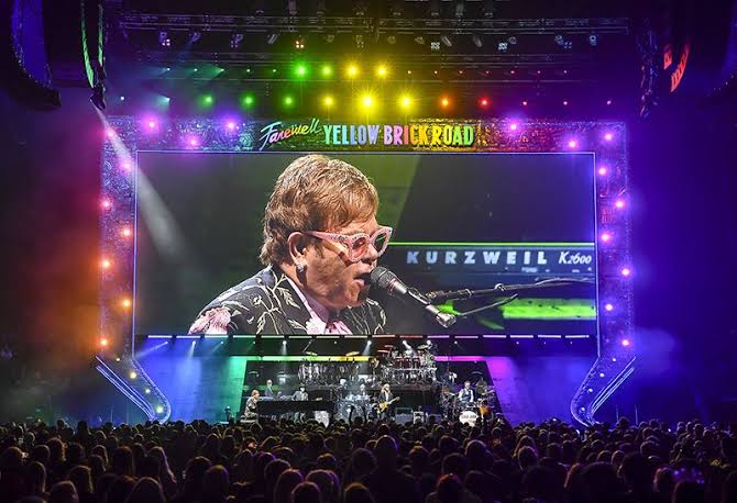 Elton John “Farewell Yellow Brick Road”